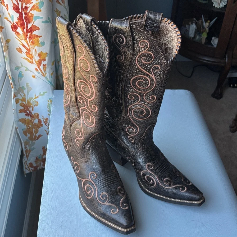 Ariat Leather Western Boots – Brown with Scroll Stitching - Picture 1 of 8
